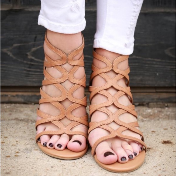 Genuine Leather Tassel Strappy Block Heel Sandal - Picture 4 of 5